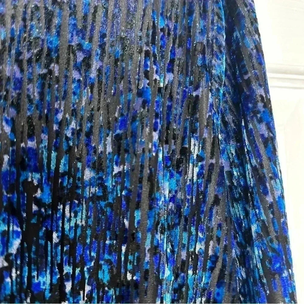 Tanjay Cardigan  Velvet Blue / Black / White Size Large - Picture 14 of 16